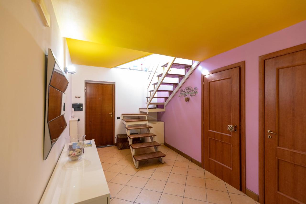 Colored House Until 7 People Above Sqplebiscito Napoli Eksteriør billede